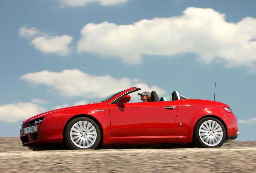  Alfa Romeo Spider (939E) 2008 года  (WW) (фото 12 из 40)